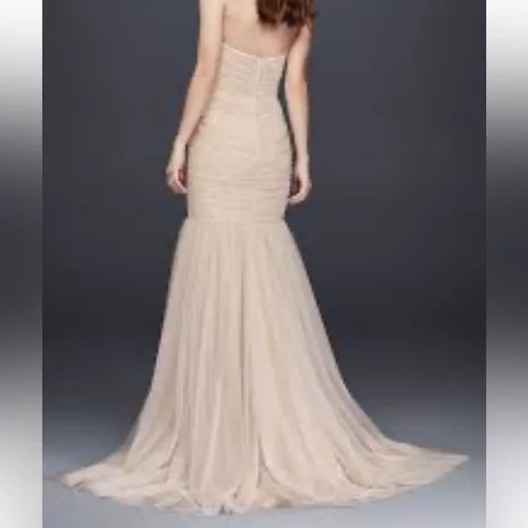 NWT David’s Bridal Galina Pleated Tulle Mermaid Champagne Wedding Dress Size 8 - Picture 3 of 9